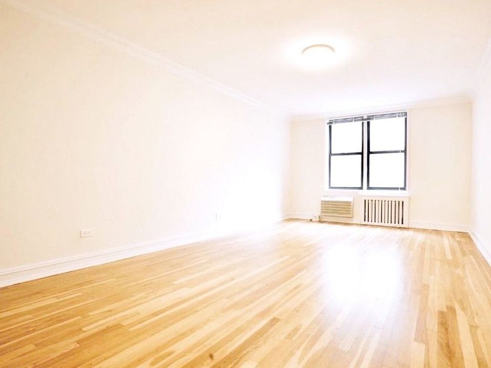 1st image of 209 7th Ave #3D