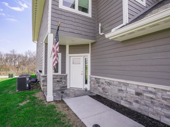 2011 Ammann Dr, Adel, IA 50003