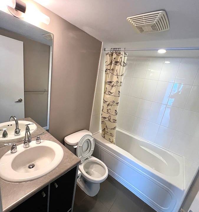 2nd bathroom