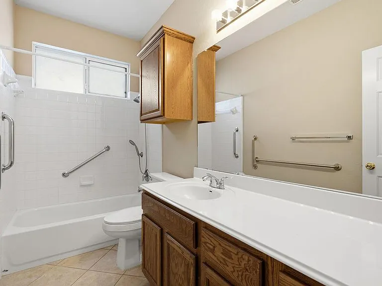 904 Winding Creek Pl — Photo 26