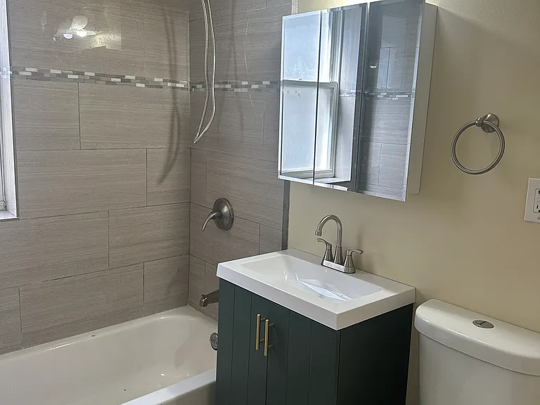 2444 N Tripp Ave — Photo 2