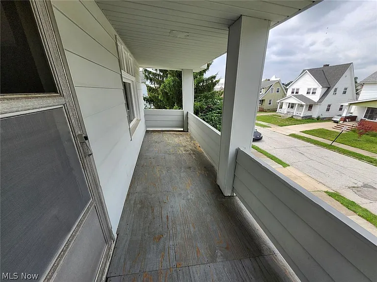 10308 Homeworth Ave #UP — Photo 9