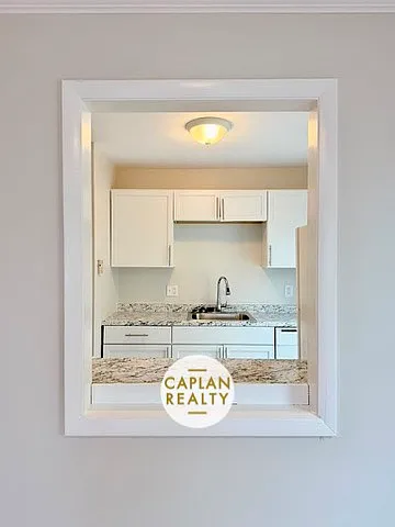 2 bed, 1.5 bath, 1200 sqft, $2,150 — Photo 4