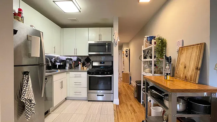 Rented by Strivers Management Group Corp (Brokerage) | media 31