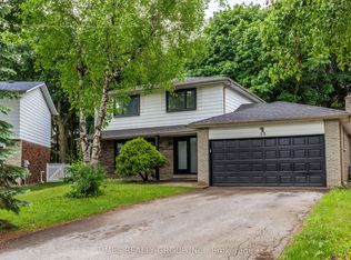 75 Beswick Dr, Newmarket, ON L3Y1E8