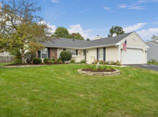 1S730 Sheffield Ln, Warrenville, IL 60555