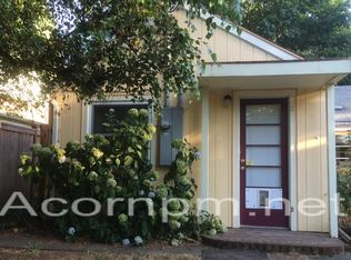 1361 1/2 W Broadway, Eugene, OR 97402