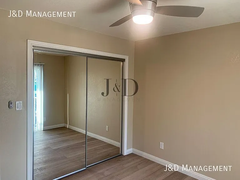 2664 Magnolia Ave #3 — Photo 9