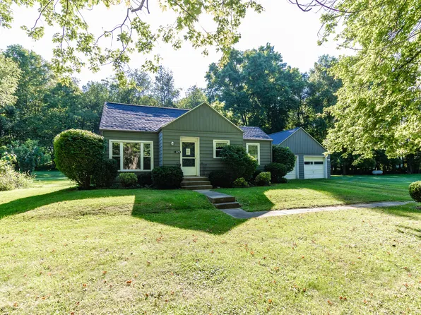 224 S Main St, New Ross, IN 47968