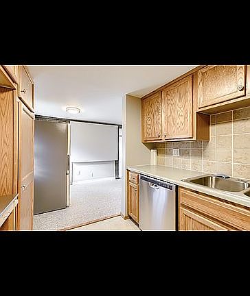 2nd image of 2315 Beach Dr