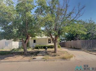 316 W Dallas Ave, Artesia, NM 88210
