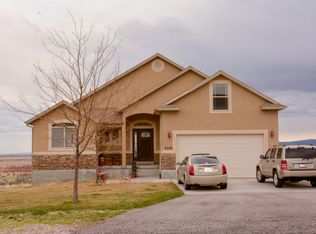 2335 W Rim Rock Dr, Stockton, UT 84071