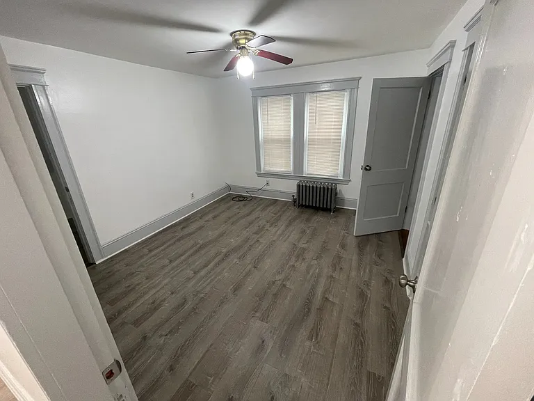 32 Willard St #2 — Photo 4