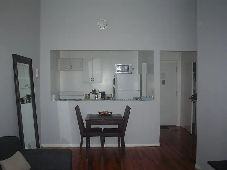6120 Woodside Ave #1N — Photo 4