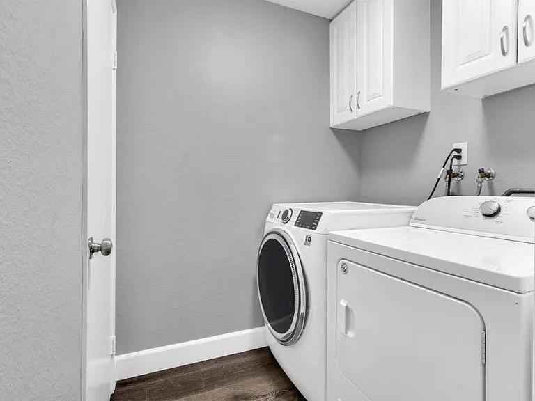 10618 Esmeraldas Dr — Photo 14