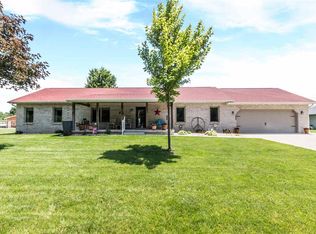 1220 Coal Bank Rd, Metamora, IL 61548