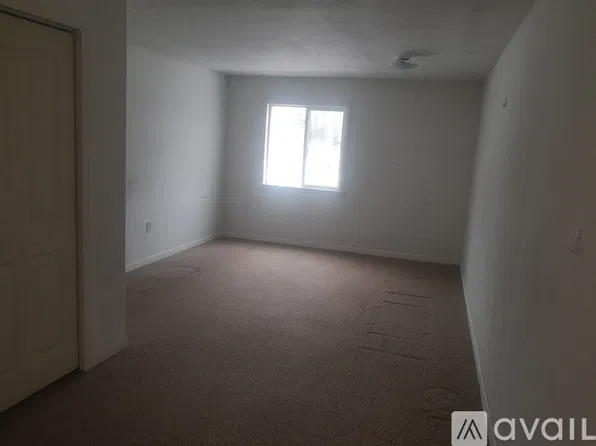 911 Pine St, Oscoda, MI 48750