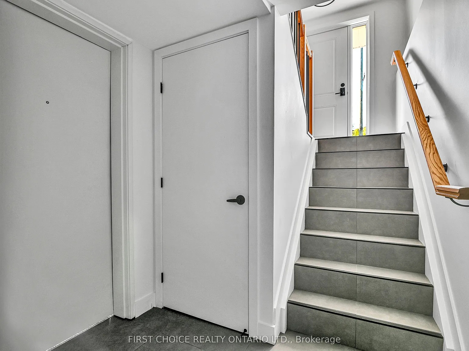 1 bed, $1,600 — Photo 3