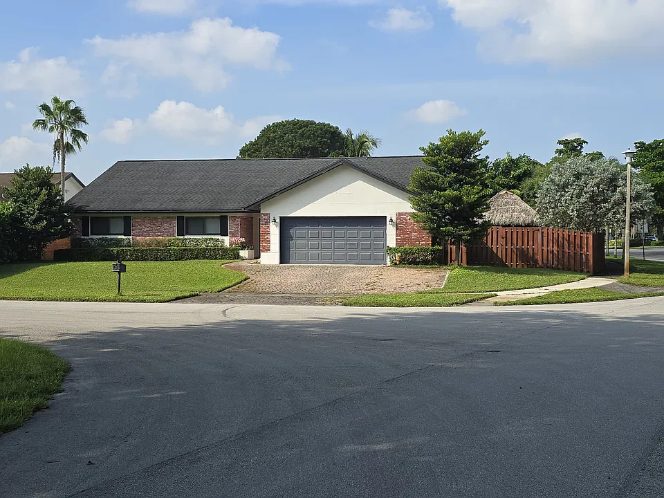 1630 NW 118th Ter