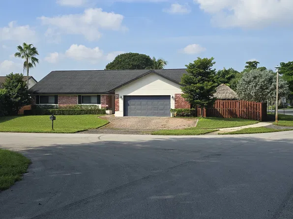 1630 NW 118th Ter, Pembroke Pines, FL 33026