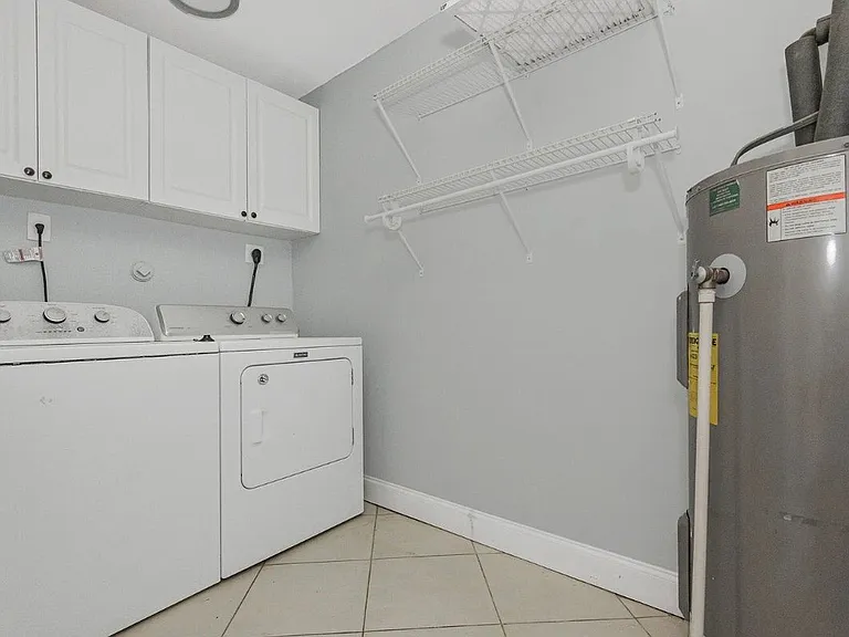 161 Meadows Dr #161 — Photo 9