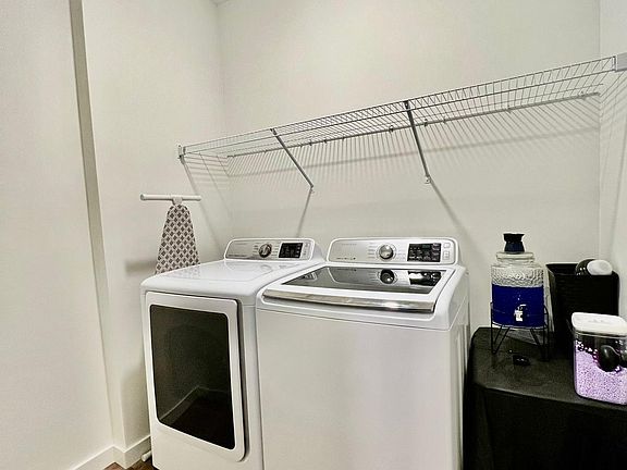Washer and Dryer Included