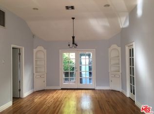 9223 Alden Dr, Beverly Hills, CA 90210