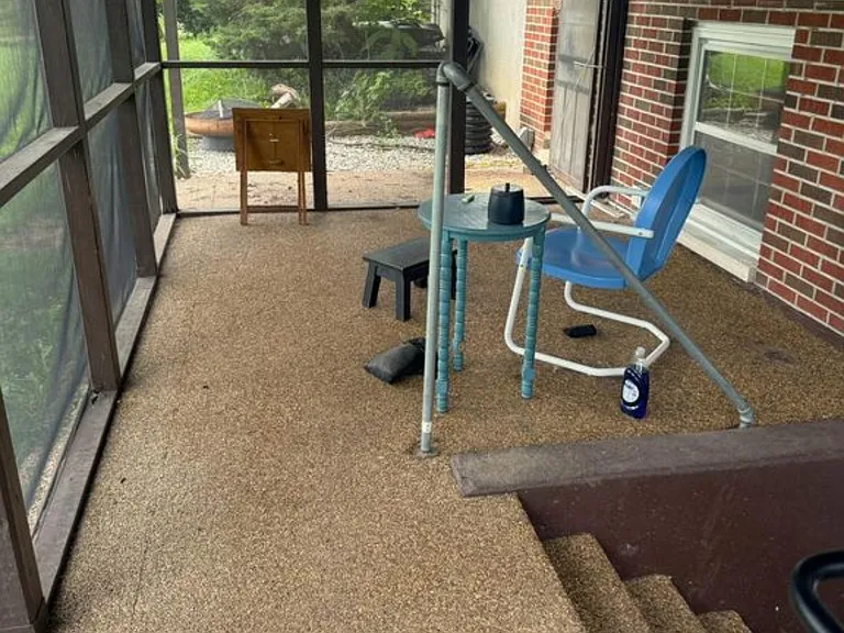 708 W Texas Ave — Photo 3