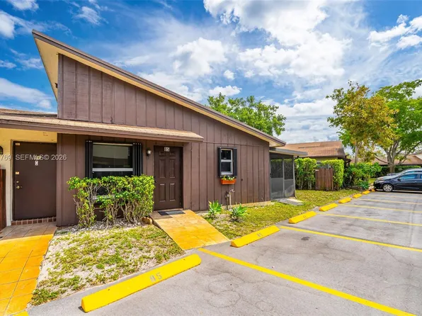 3201 NW 4th Ter APT 85, Pompano Beach, FL 33064