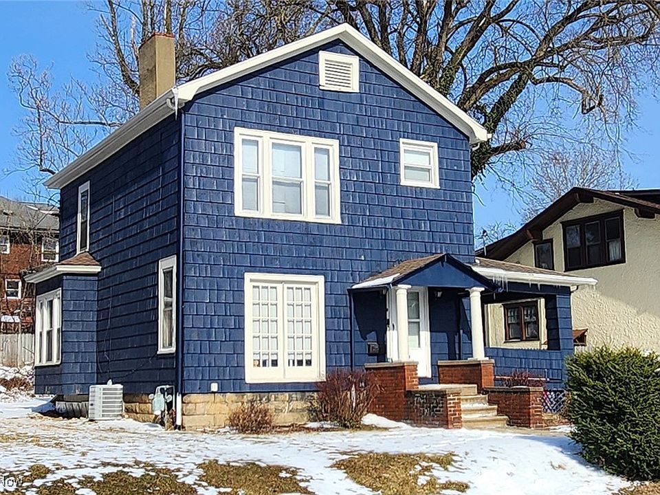2nd image of 1223 Ridge Ave