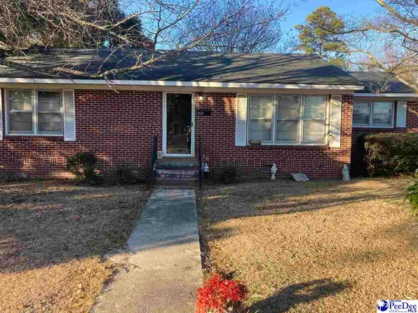 902 McLeod St, Dillon, SC 29536