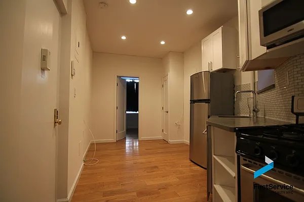 Rented by FirstService Realty (legacy) | media 11