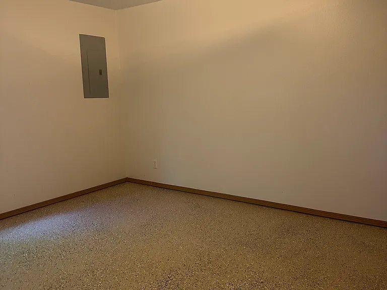 1324 N Rawhide St — Photo 15