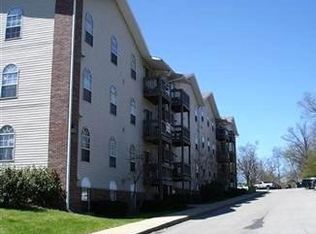 1081 S Broadway St UNIT 202, Lexington, KY 40504