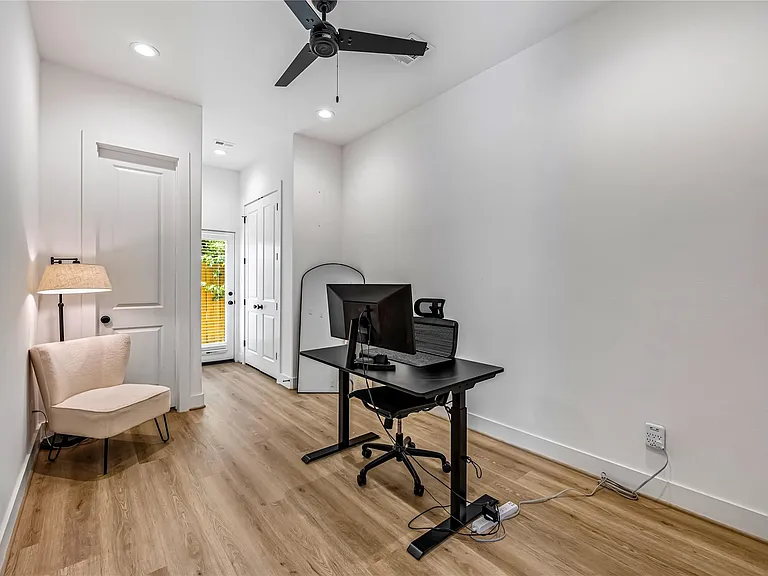 1508 Ryon St #B — Photo 4