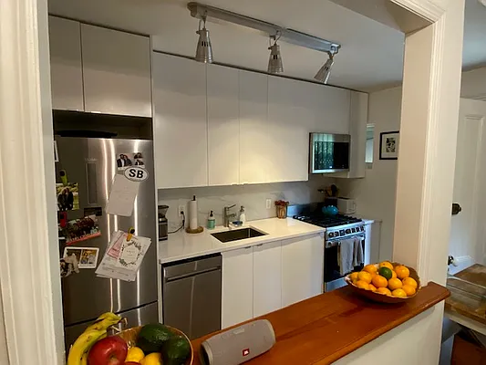 Rented by Corcoran | media 5