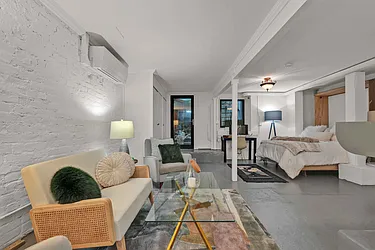 21 Bleecker Street