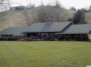 500 Spencer Clack Ln, Sevierville, TN 37862