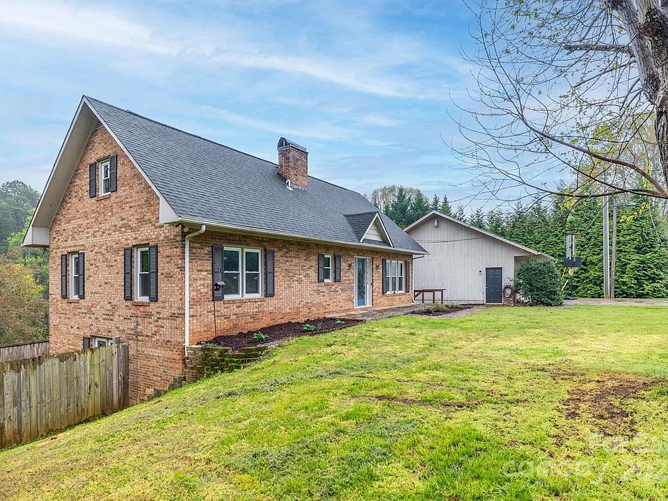 1st image of 2733 Haas Ln