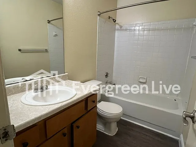 103 Pembroke Ct — Photo 11