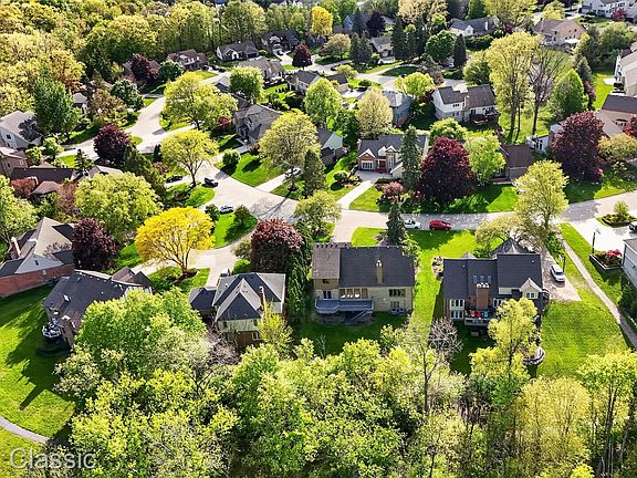 3rd image of 30779 Country Ridge Cir