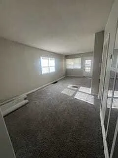 81 McKinley Ave S — Photo 6