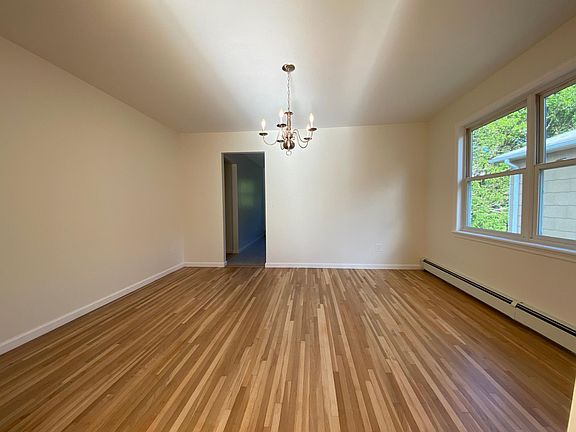 5th image of 22 Noble Ave #1