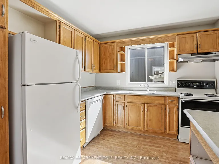 3905 Old Orchard Way — Photo 13