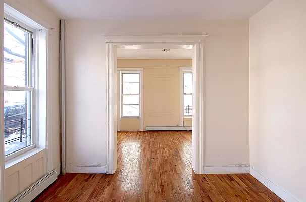 Rented by Nooklyn NYC LLC | media 9
