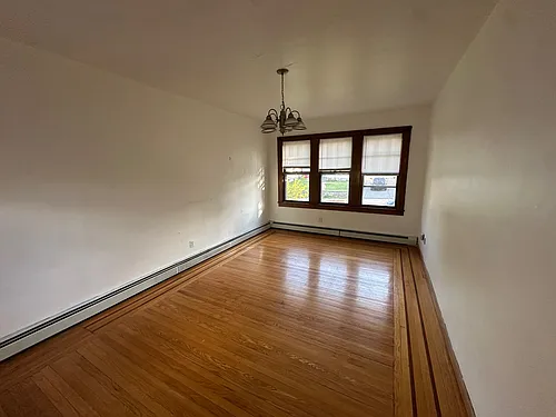 139 Franklin Ave #1 Photo 1