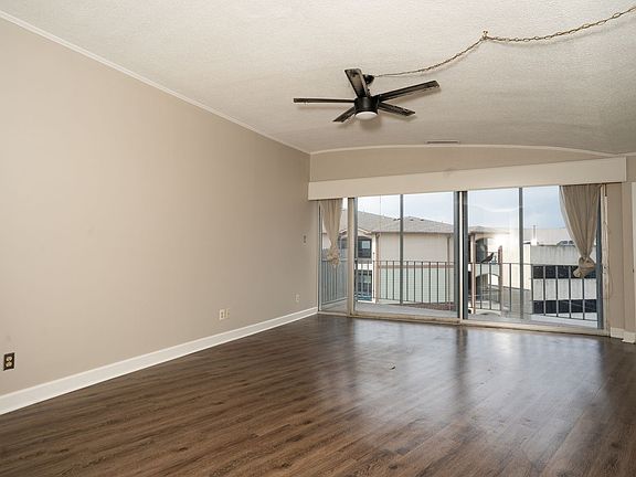 3rd image of 823 S Water St APT 5F