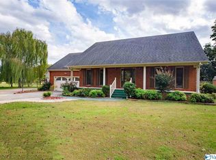 178 Olmstead Rd SE, Owens Cross Roads, AL 35763