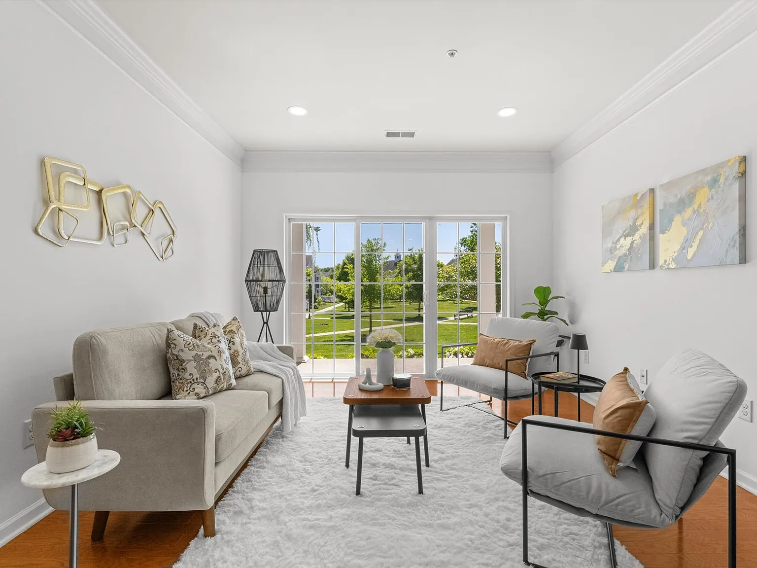 2 bed, 1144 sqft, $2,800 — Photo 3