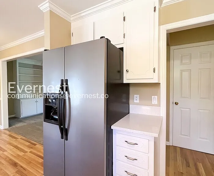 1203 Countryside Rd — Photo 4